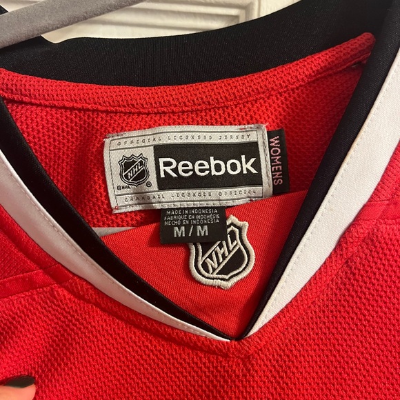 Blackhawks Jersey - Picture 3 of 4